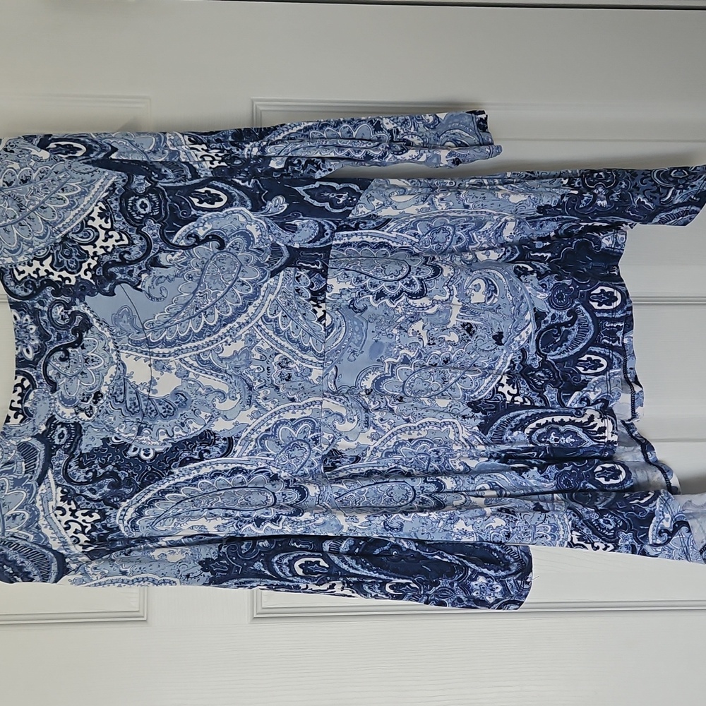 Ruby Rd  Blue & White Paisley Top - Picture 3 of 4